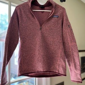 Size small mauve colored never worn Patagonia 1/4 zip Better Sweater